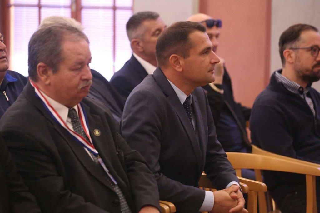 2195147010213071728884840168457 2195147010213071728884840168457