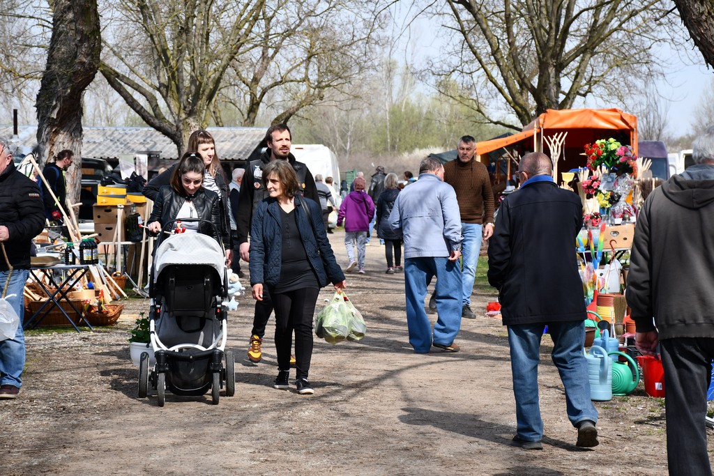 S dolaskom proljeća i toplijih dana živnuo je i čakovečki sajam