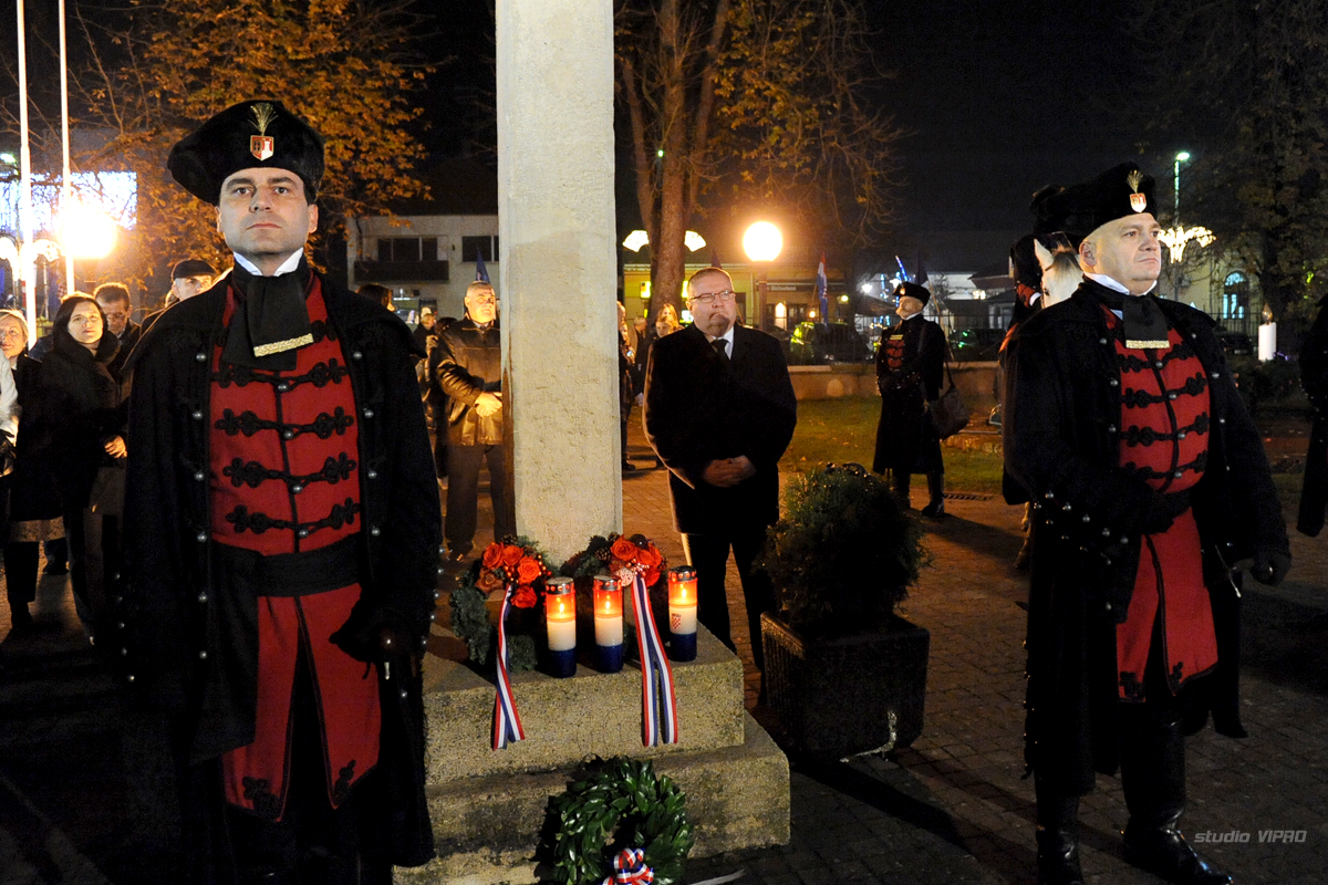 266810754dsc3609538730