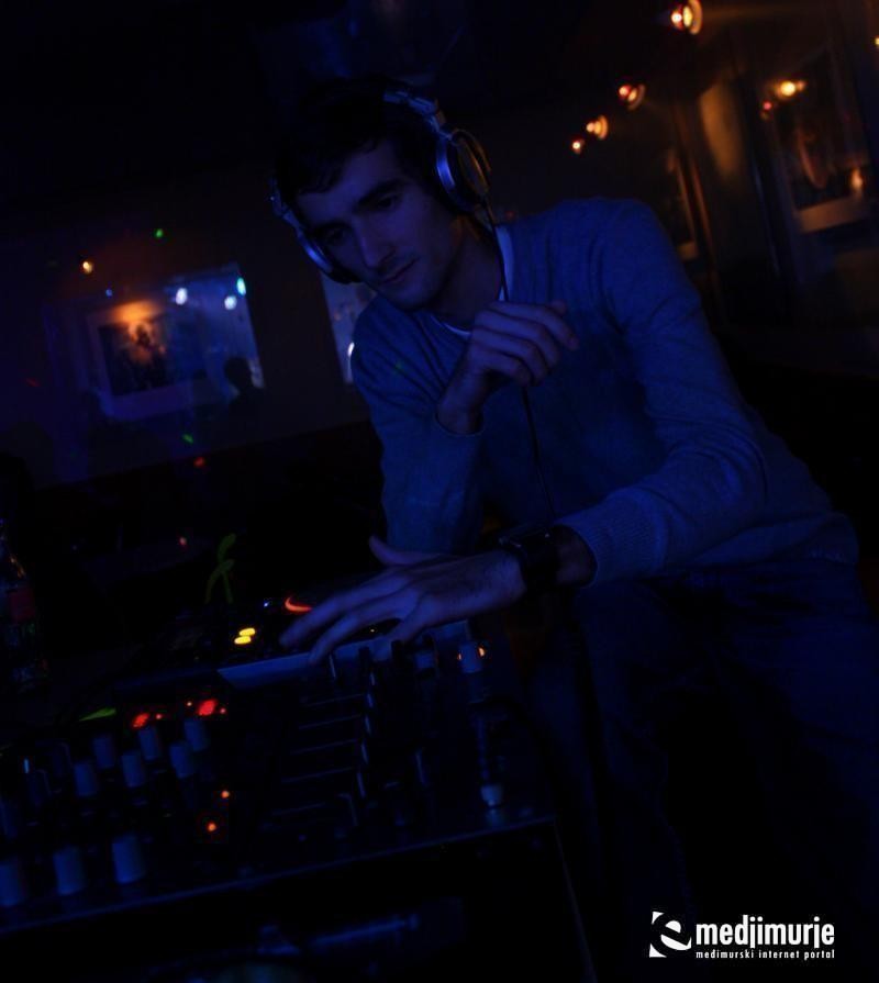 PALADIN 8.10.2011. PALADIN 8.10.2011.