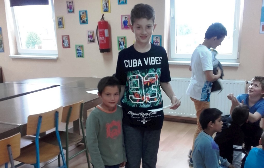 20170524103419948179