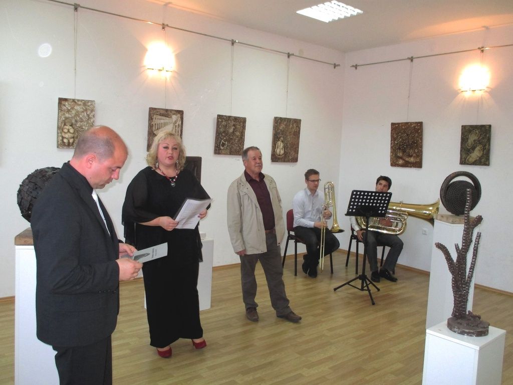 kiparskaizlozba1584953