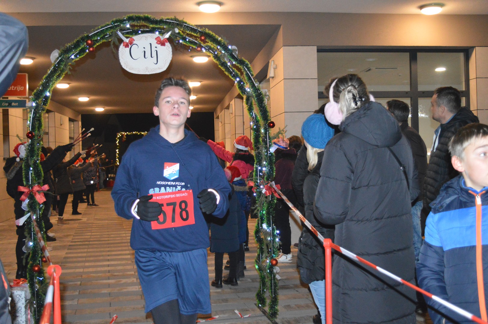 Božićna utrka u Kotoribi
