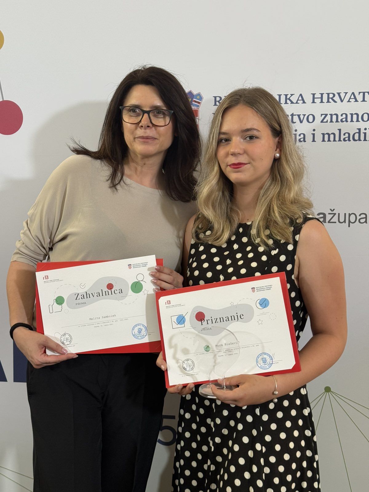 gimnazija josipa slavenskog