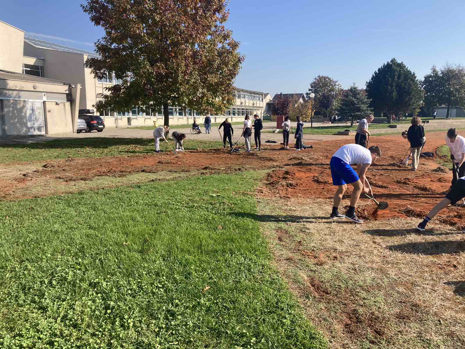 Uređenje atletske staze