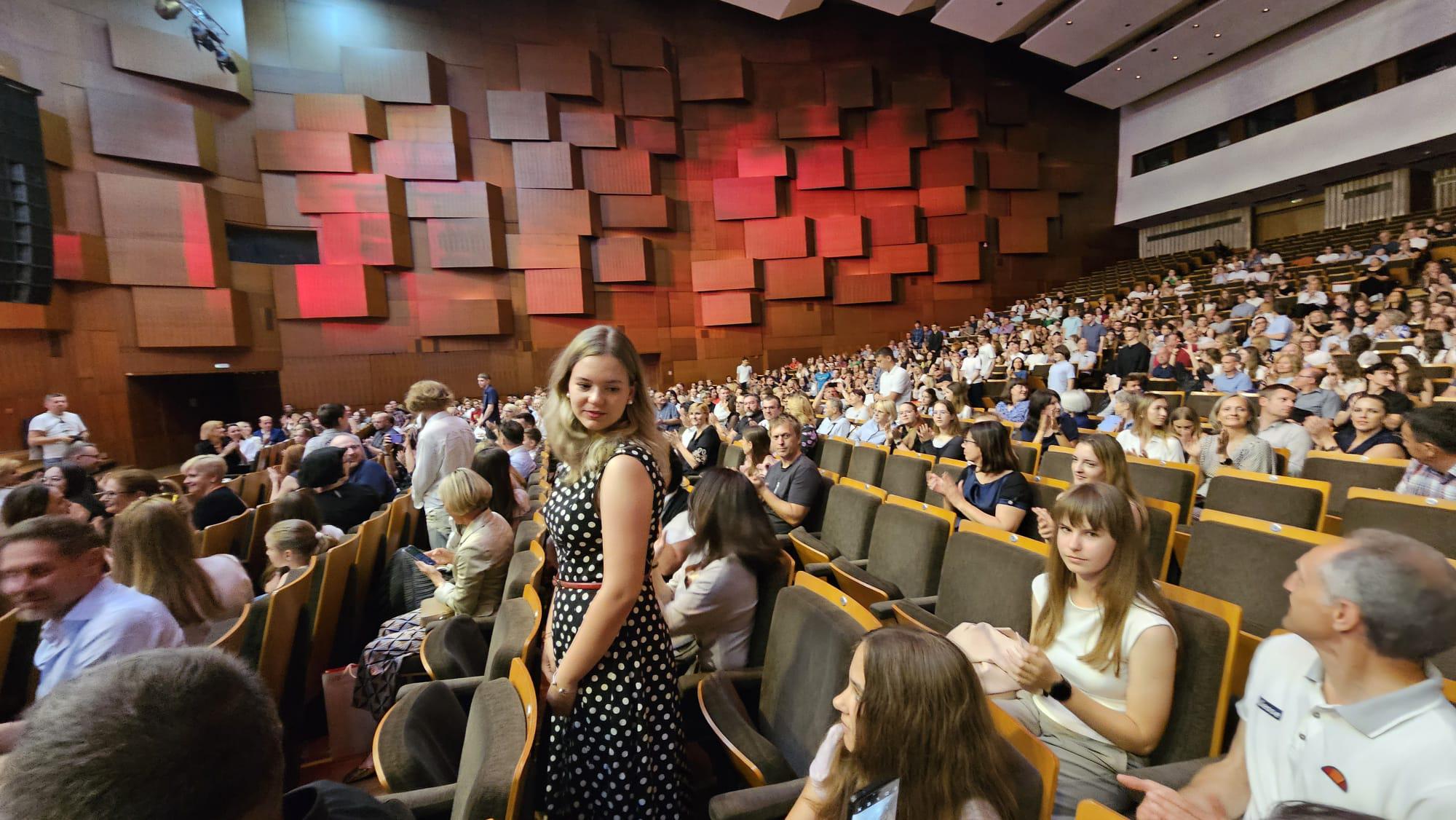 gimnazija josipa slavenskog