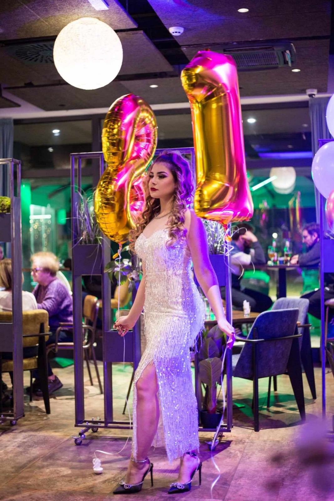 ROĐENDANSKA PROSLAVA Luna Marija Novak proslavila 18. rođendan