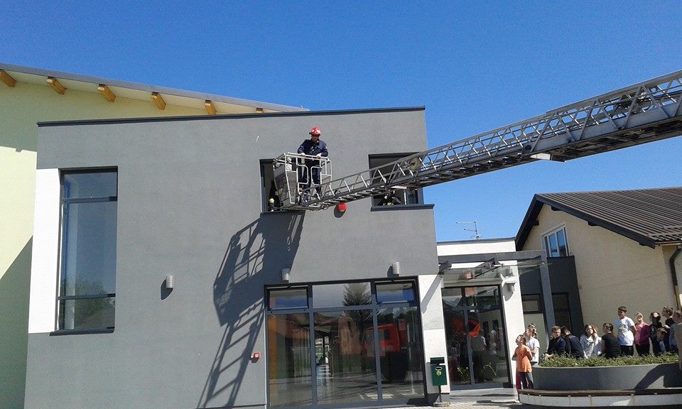 1116995211244225609168934199193