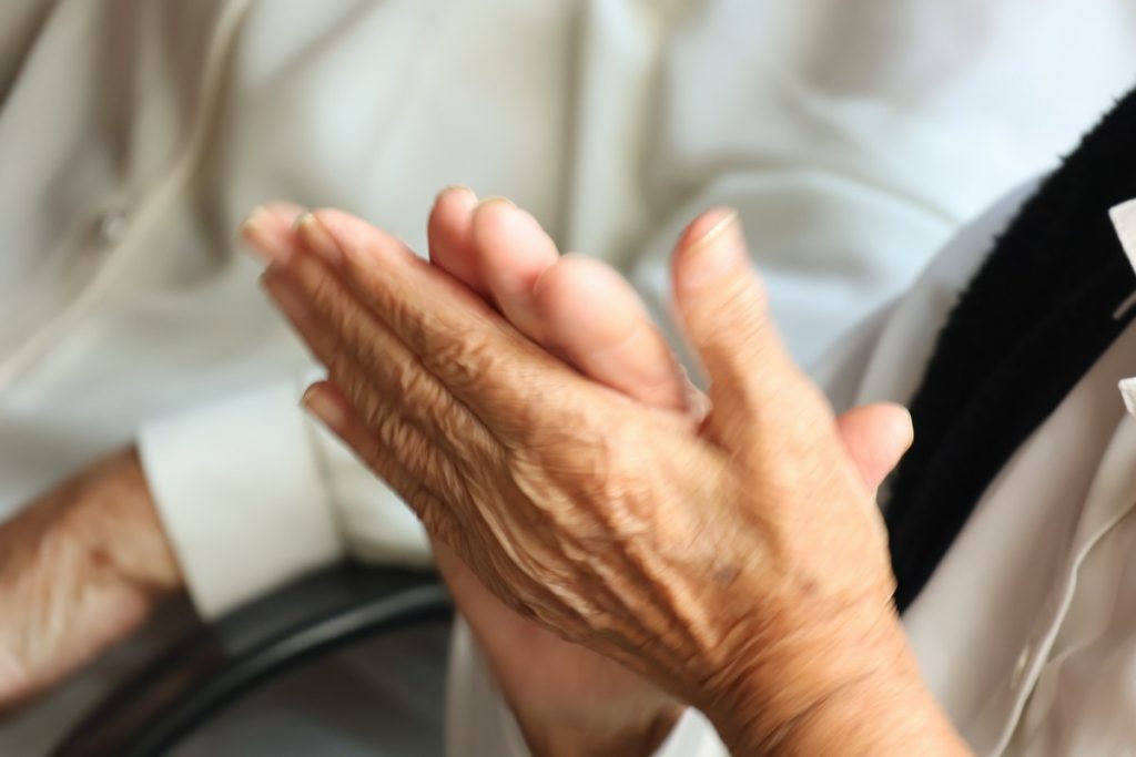 DAN STARIJIH OSOBA Župan Matija Posavec posjetio Dom za starije i nemoćne Čakovec DAN STARIJIH OSOBA Župan Matija Posavec posjetio Dom za starije i nemoćne Čakovec