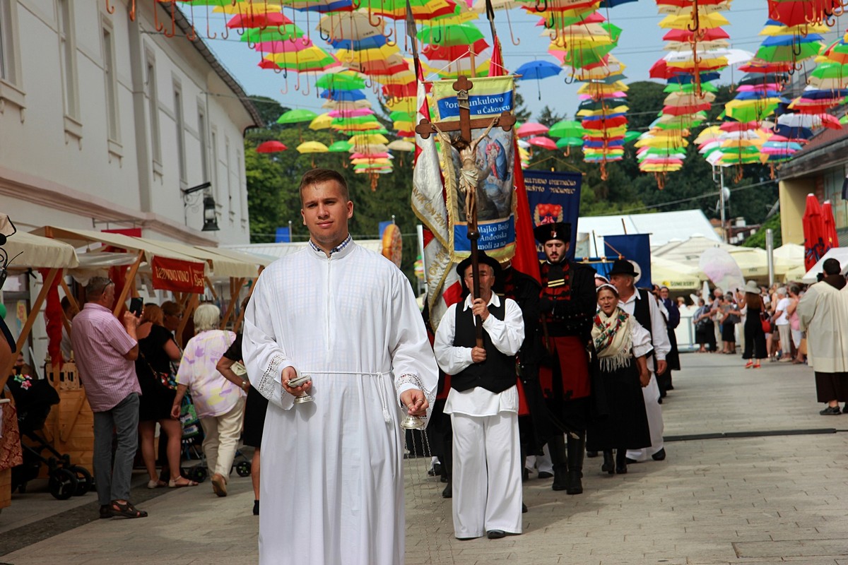 Središnje slavlje Porcijunkule: Misno slavlje predvodio varaždinski biskup msgr. Josip Mrzljak