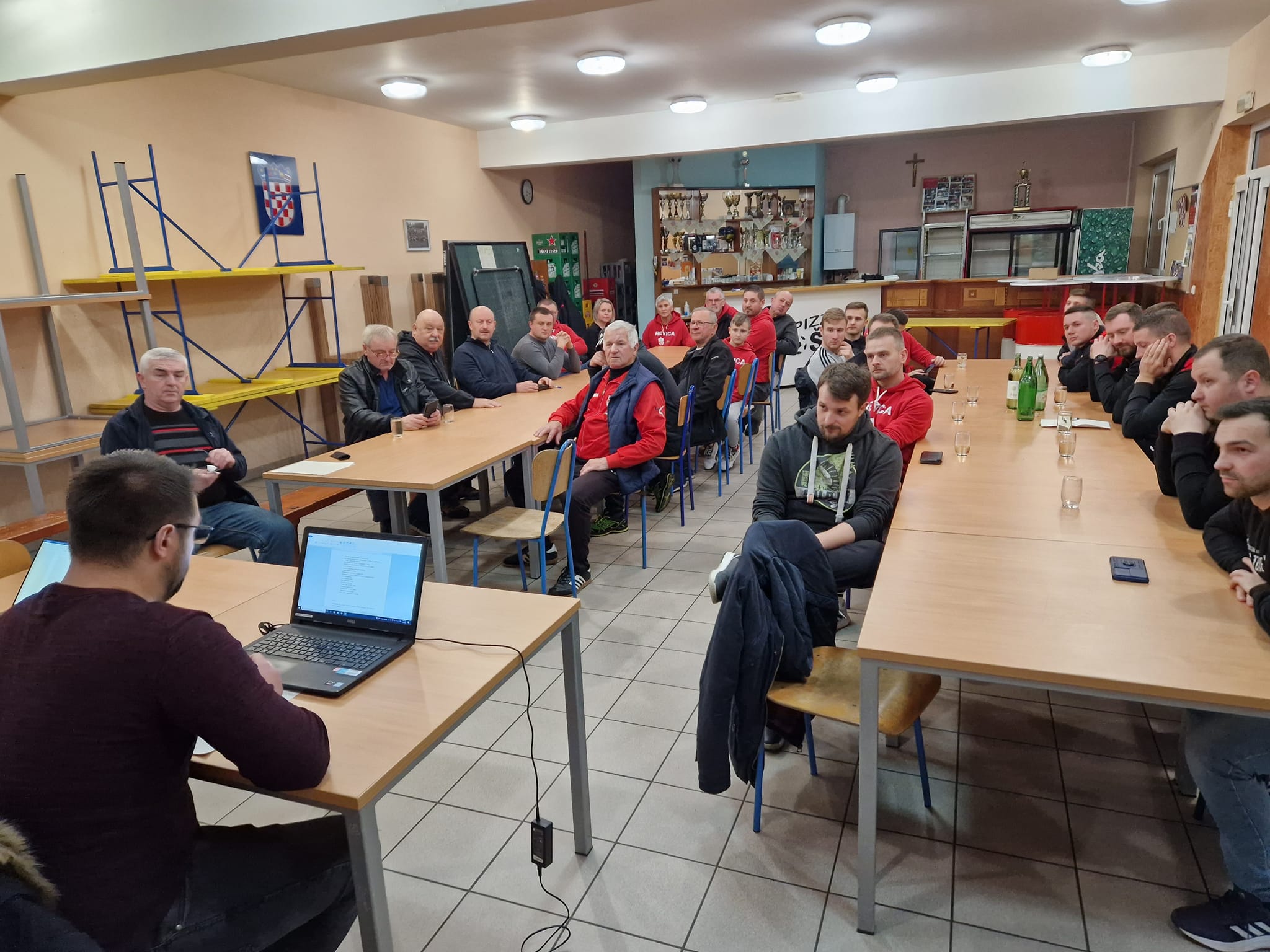 NK CROATIA OREHOVICA Dino Varga zamijenio Marijana Krčmara na čelu kluba