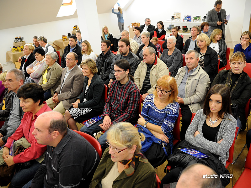 316813360dsc6311209890