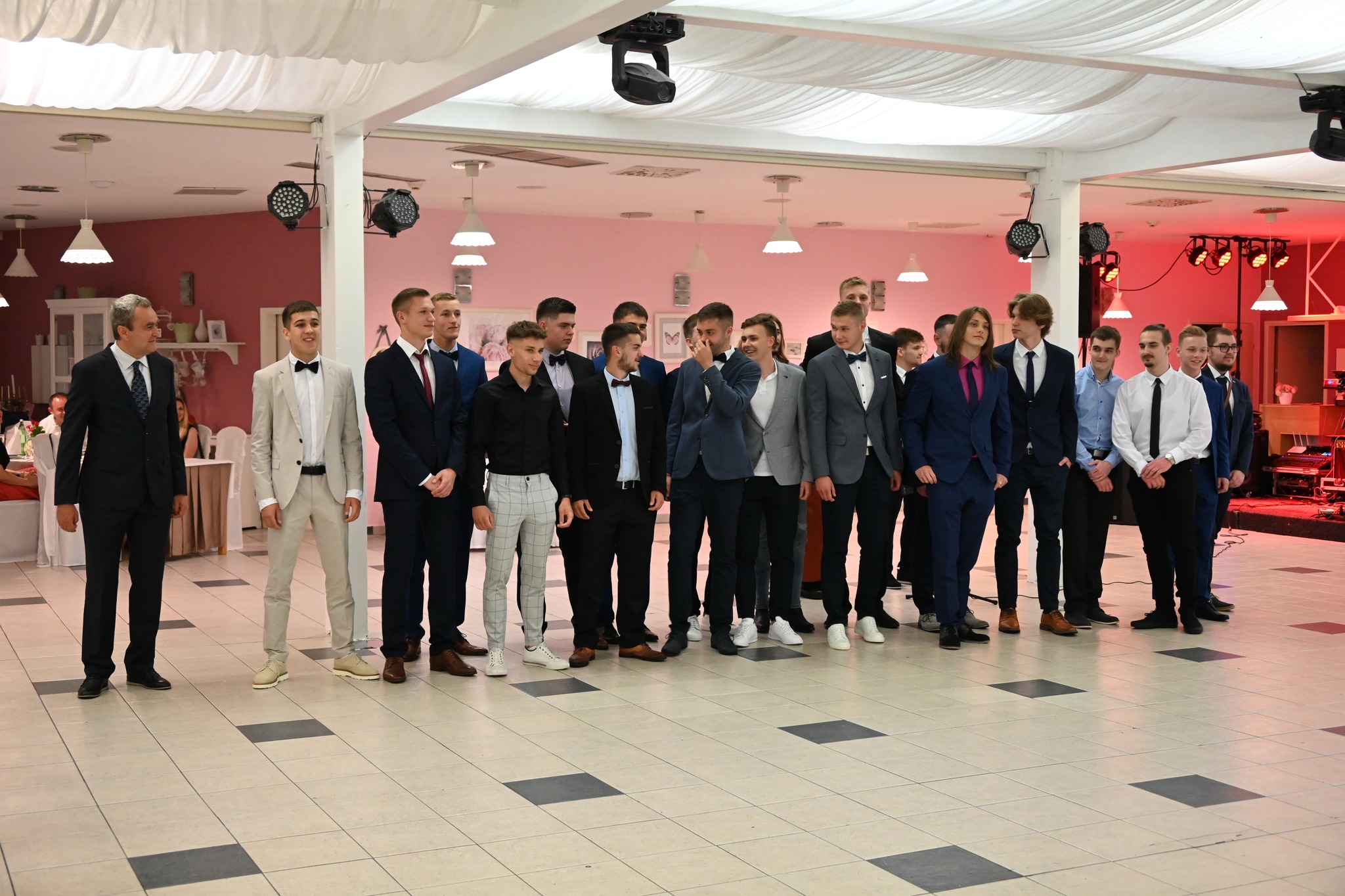 BILO JE NEZABORAVNO Maturalna večer učenika Tehničke škole Čakovec