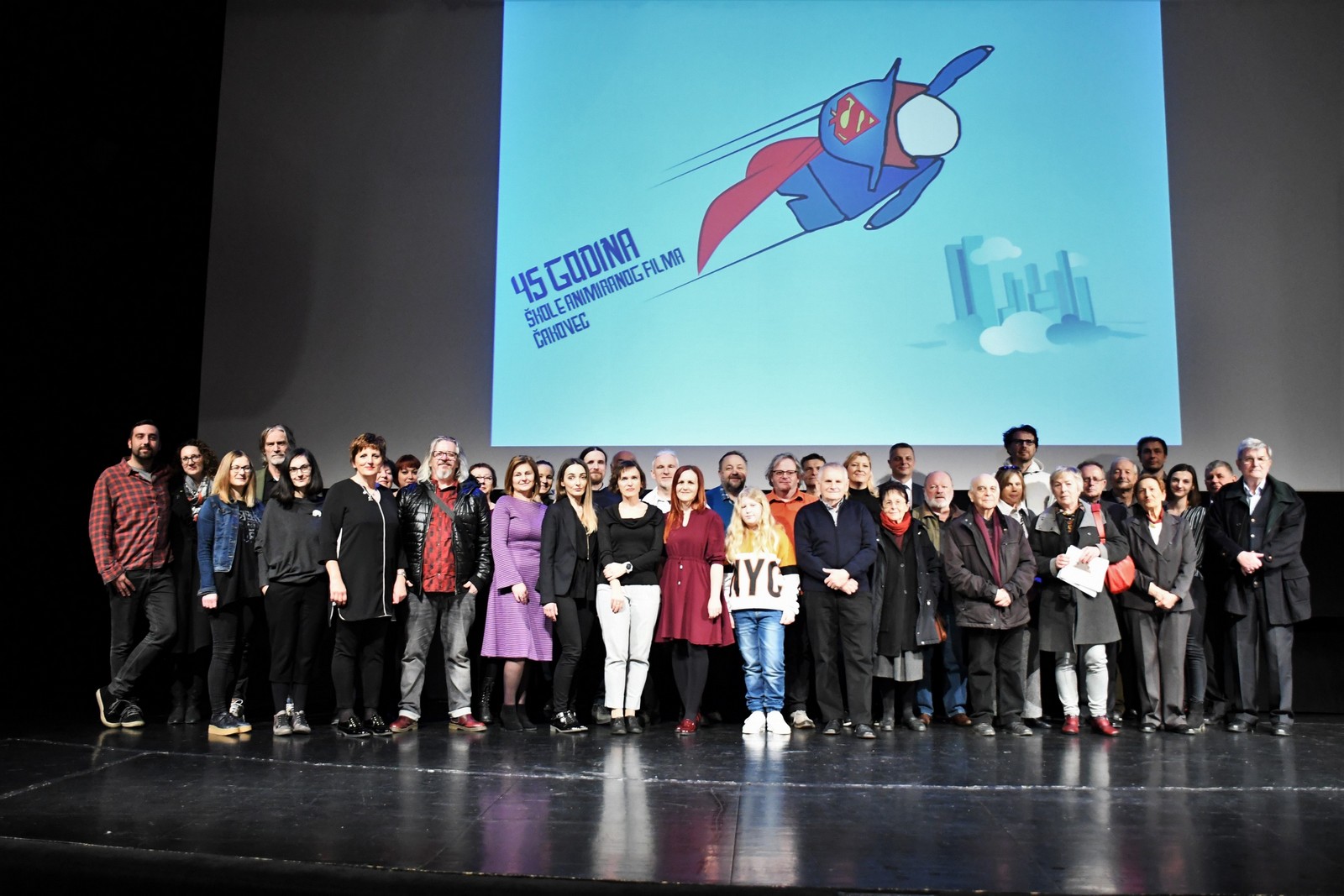 CENTAR ZA KULTURU ČAKOVEC Povodom 45 godina umjetničkog stvaralaštva, Školi animiranog filma dodijeljena Povelja Grada Čakovca!  Članovi Škole animiranog filma Čakovec, jedne od uspješnijih dječjih filmskih obitelji regije te najdugovječnije takve škole u