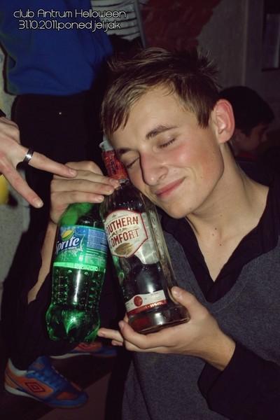 slika0109 Antrum (Pet, sub i pon, 28., 29. i 31.)