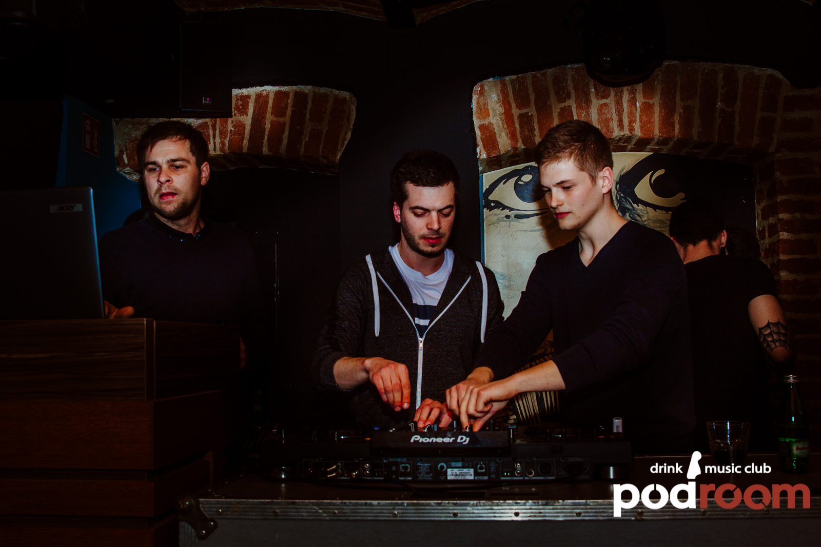 Podroom Drink & Music Club