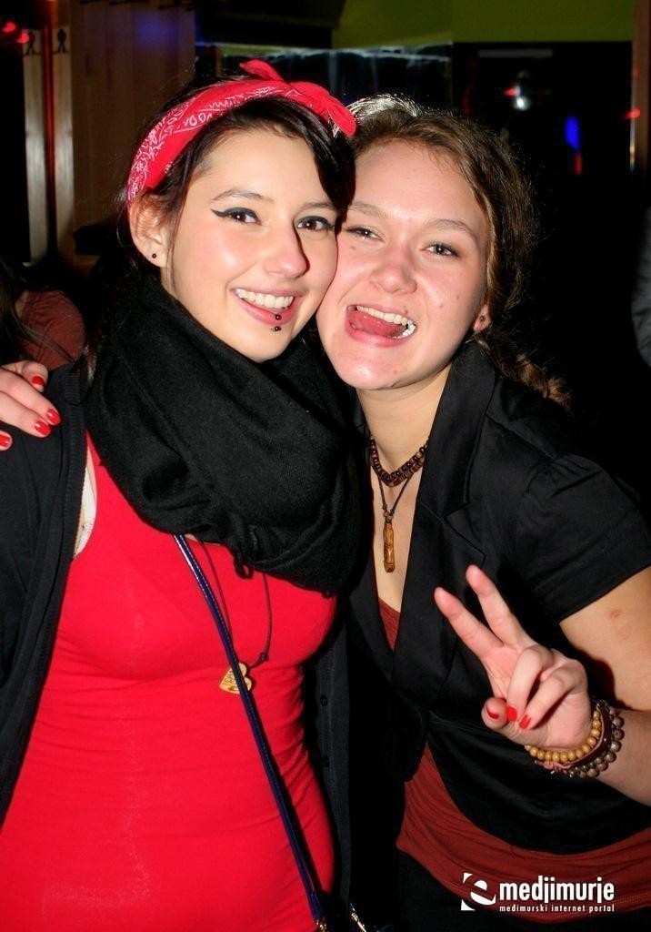 IMG4276 Diana (Subota, 10.12.2011) IMG4276 Diana (Subota, 10.12.2011)