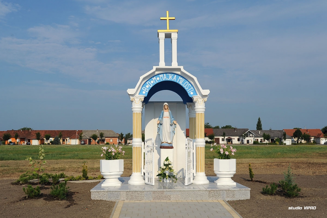 303512659dsc2279470729