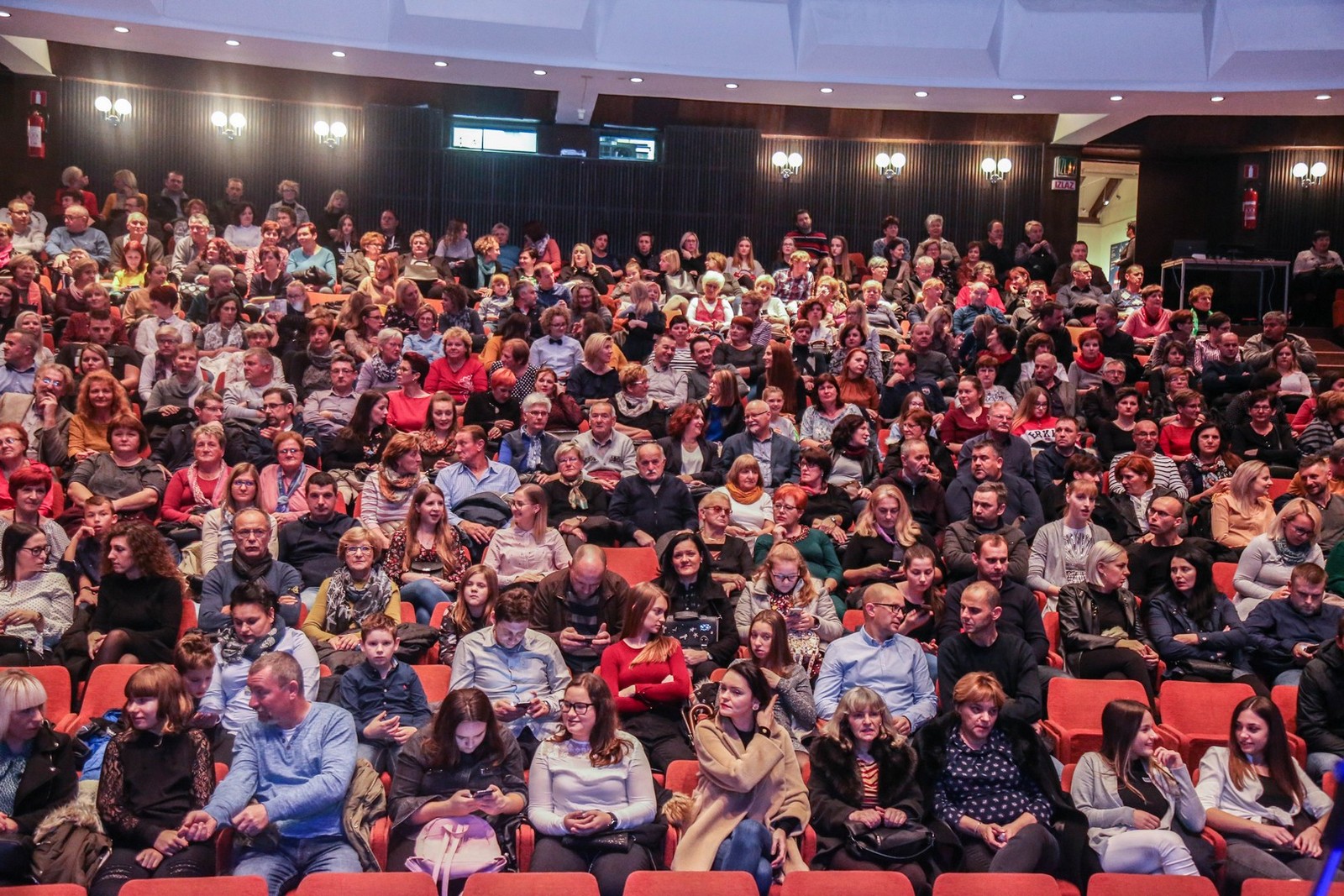 FOTO Peti dobrotvorni koncert ‘Roditelji i djeca za MURID’ napunio čakovečki CZK