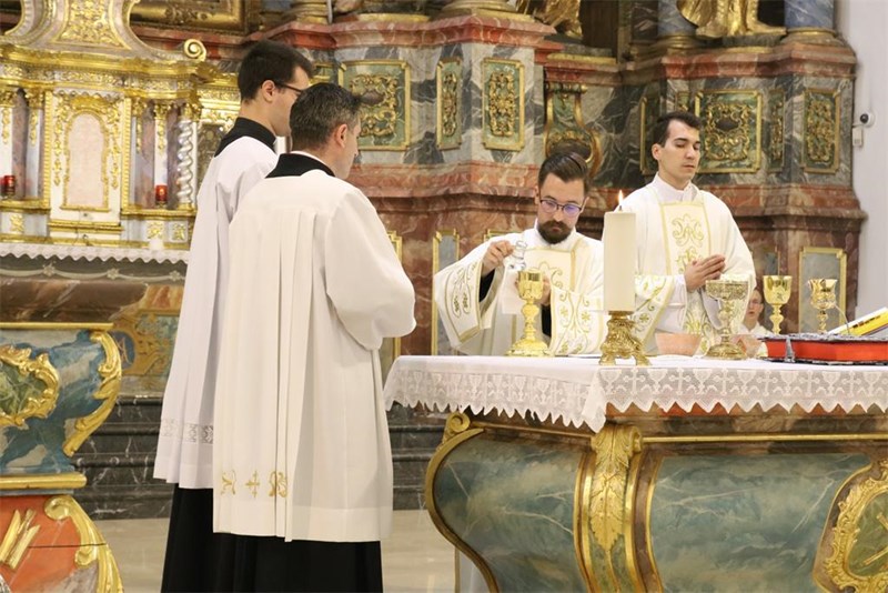 Biskup Radoš zaredio Josipa Špoljarića za đakona