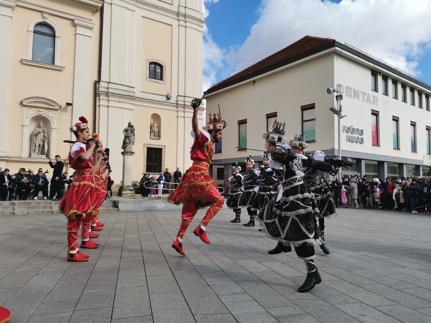 Atraktivan nastup Hrvatskog glazbenog društva ‘Sv. Cecilija’ iz Korčule u Čakovcu