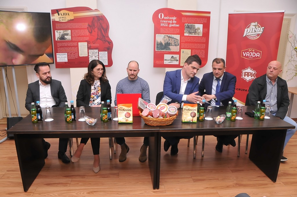 Nakon 25 godina Vajda i dalje uz Filipa Udea