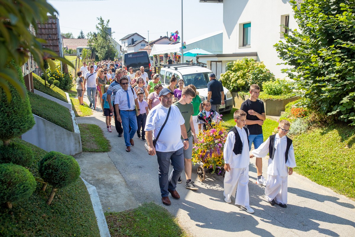 NA TOČKI PRIJATELJSTVA Susret hrvatskih i slovenskih vjernika u Šprincu