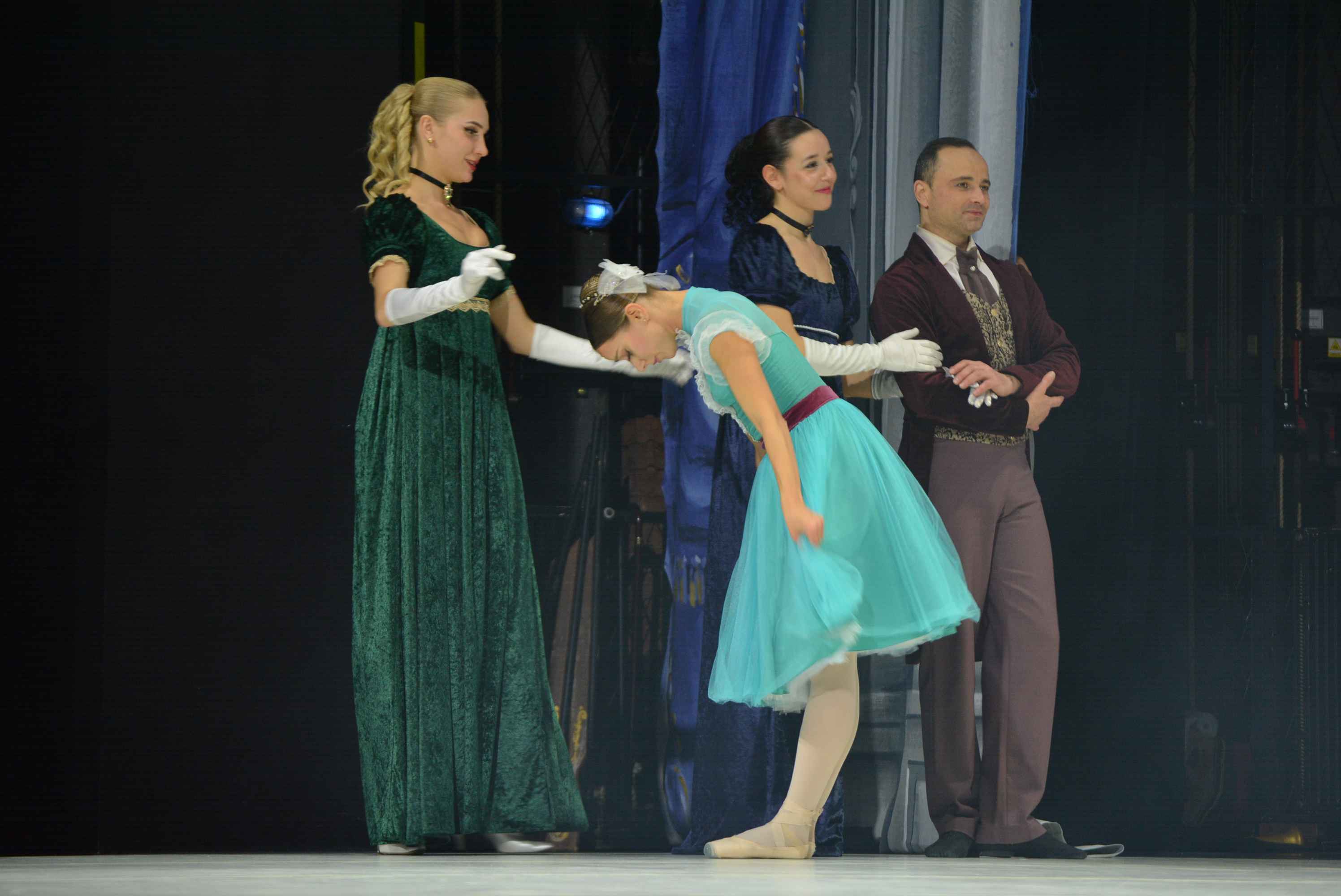 FOTO/VIDEO Spektakularna izvedba ‘Orašara’ – Ukrainian classical ballet oduševio čakovečku publiku FOTO/VIDEO Spektakularna izvedba ‘Orašara’ – Ukrainian classical ballet oduševio čakovečku publiku