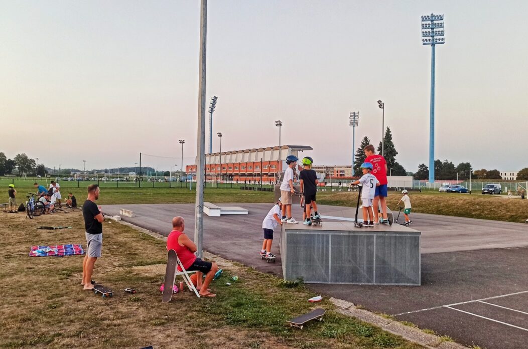 530566667_122133399902855076_1995020745620457369_n