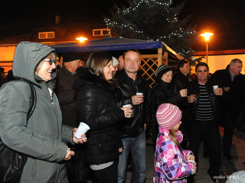 330114059dsc0555807231