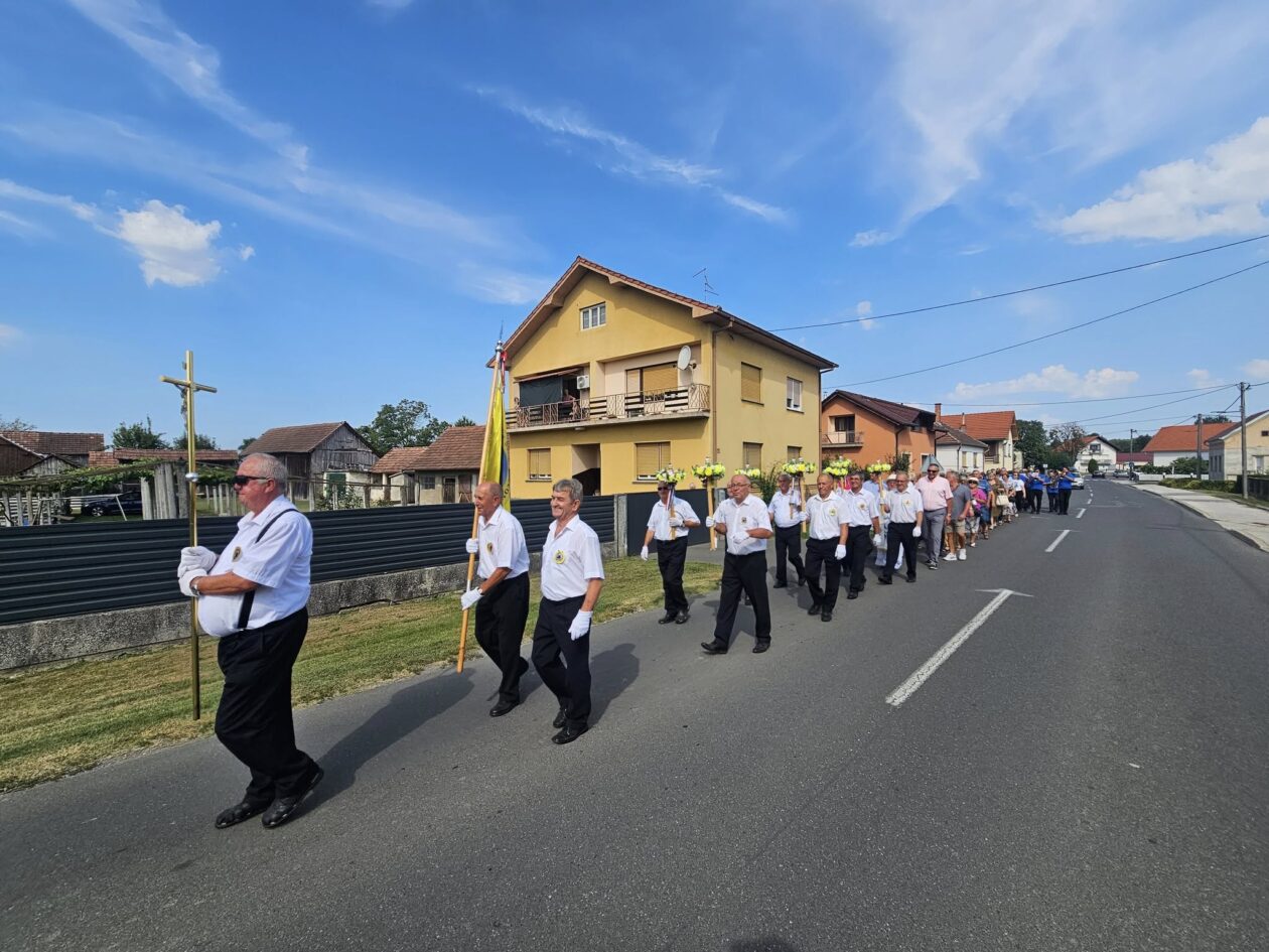 533068984_10234234474296083_709528876918804005_n