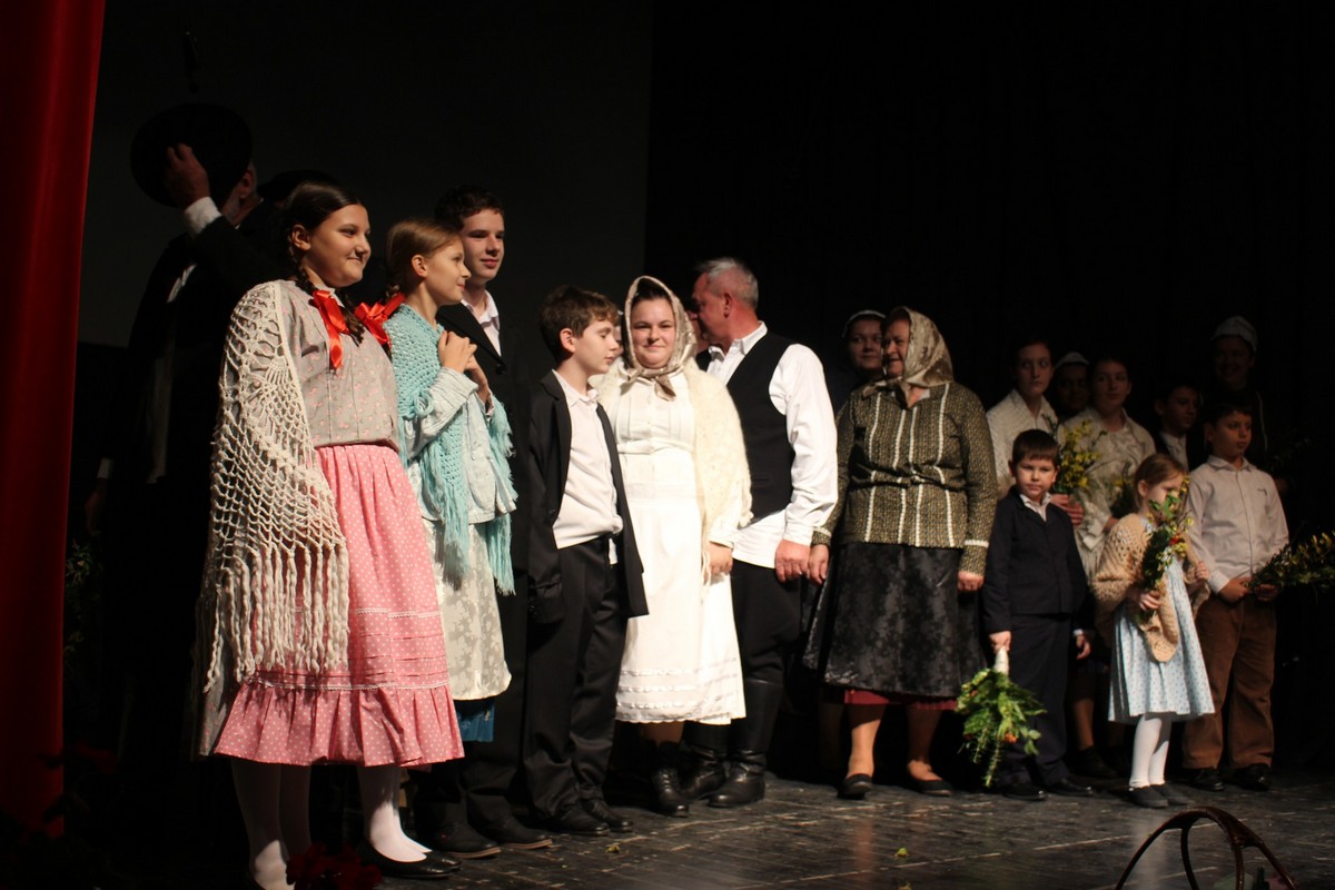 smotra narodnih običaja kotoriba 2023