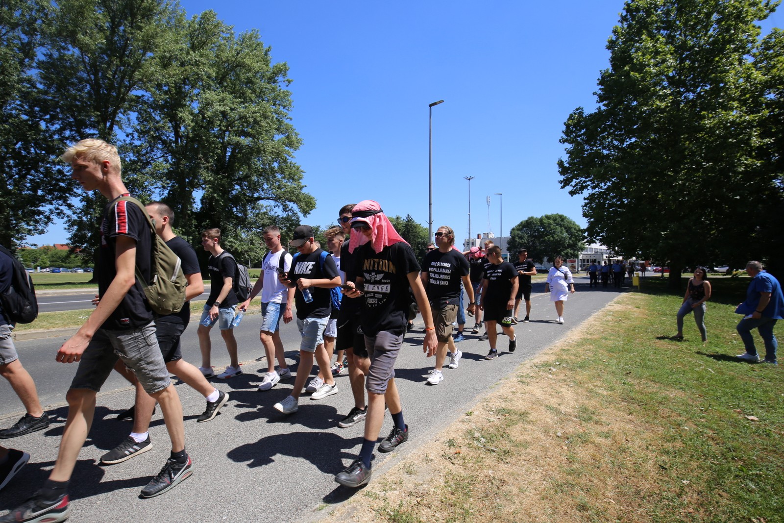 Vesela kolona međimurskih maturanata prošetala Čakovcem