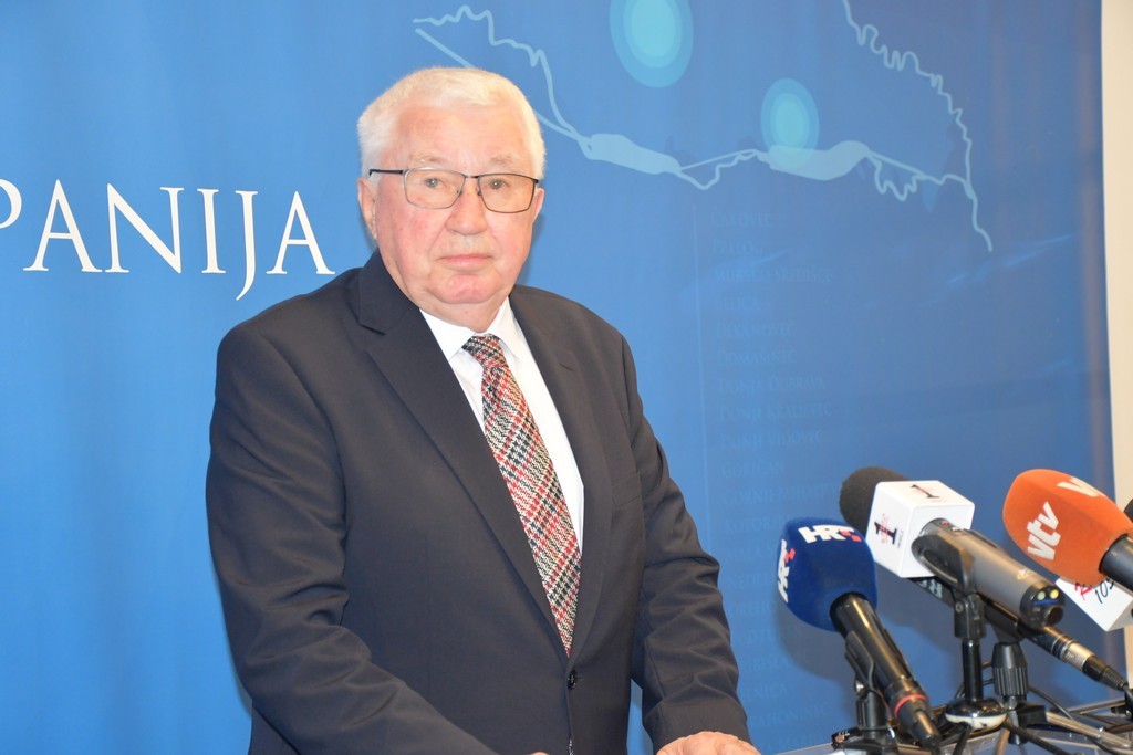 CENTRALIZACIJA BOLNICA Međimurska županija traži ocjenu ustavnosti zakona kojima osnivačka prava nad bolnicama preuzima država CENTRALIZACIJA BOLNICA Međimurska županija traži ocjenu ustavnosti zakona kojima osnivačka prava nad bolnicama preuzima država