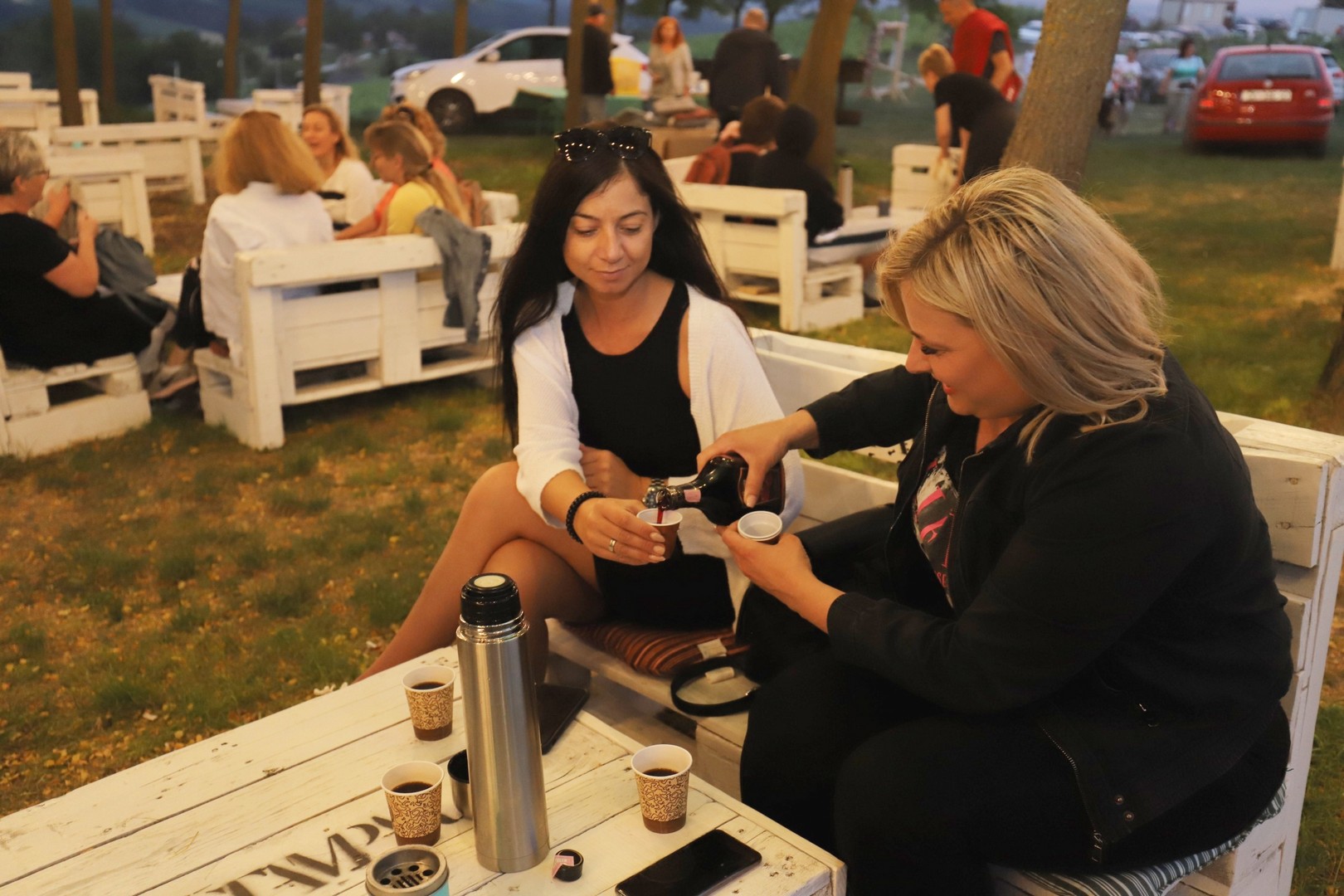 PRIZOR KOJI SE PAMTI Doček prvih zraka ljetnog sunca na Mađerkinom bregu nikog nije ostavio ravnodušnim PRIZOR KOJI SE PAMTI Doček prvih zraka ljetnog sunca na Mađerkinom bregu nikog nije ostavio ravnodušnim