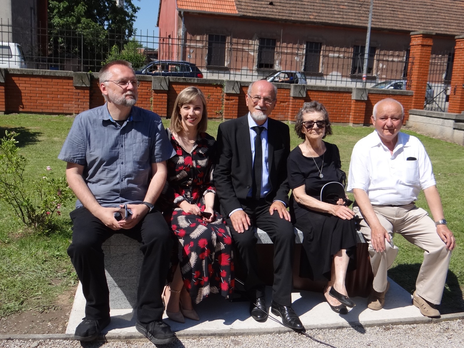 Ispred Učiteljskog fakulteta postavljena glazbena klupa posvećena međimurskoj popevki