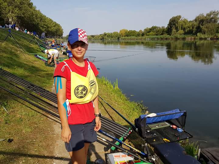 fbimg1504372652133478253