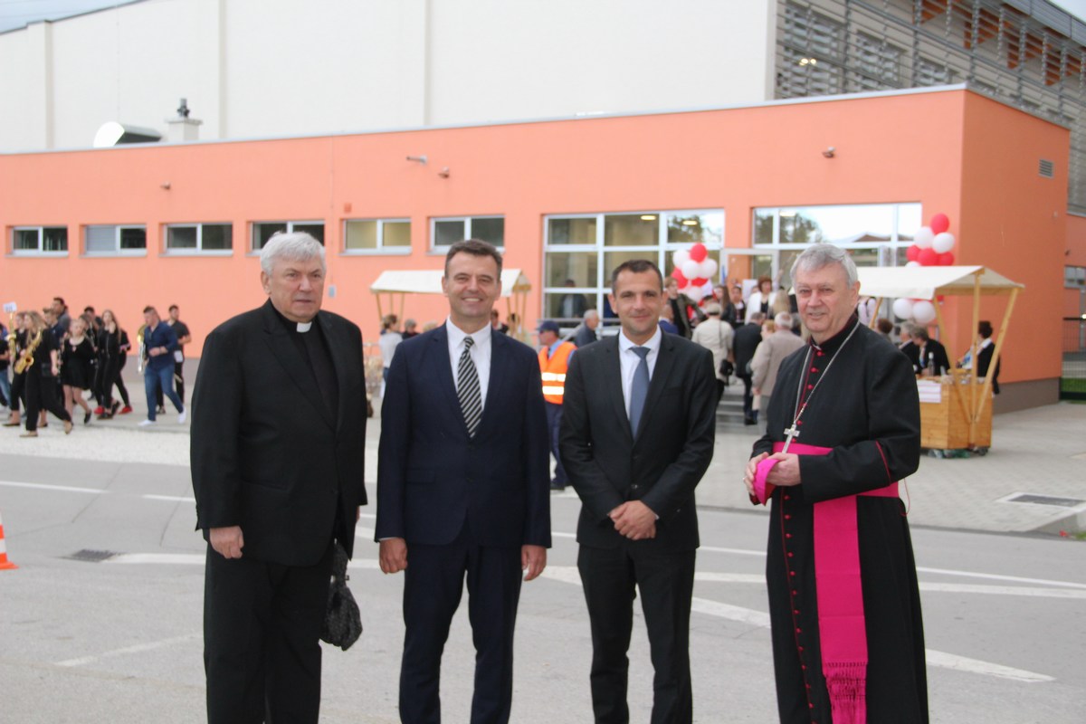 Svečano otvorena školska sportska dvorana u Goričanu