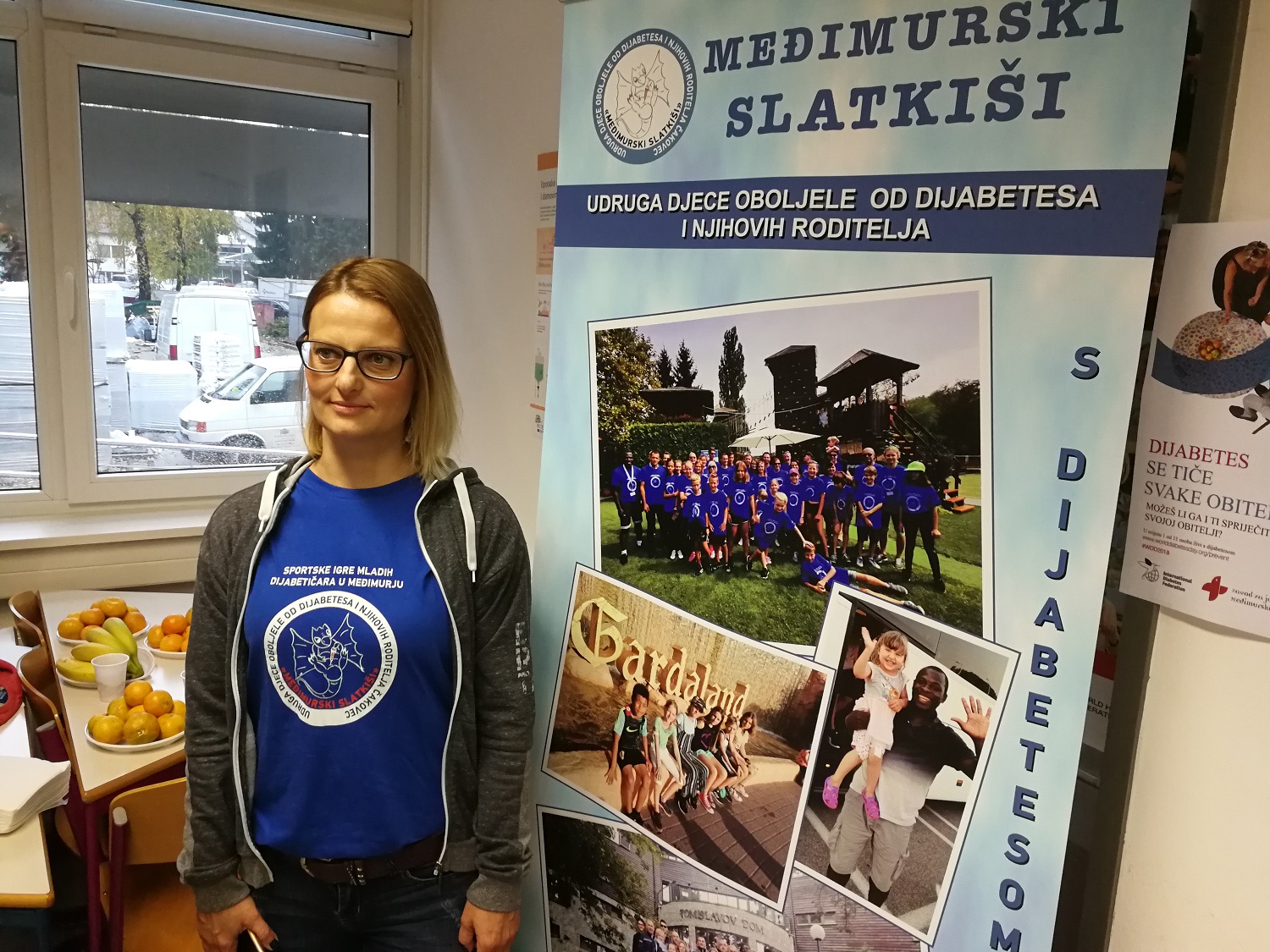 Volonteri u parku plavim krugom upozorili na šećernu bolest