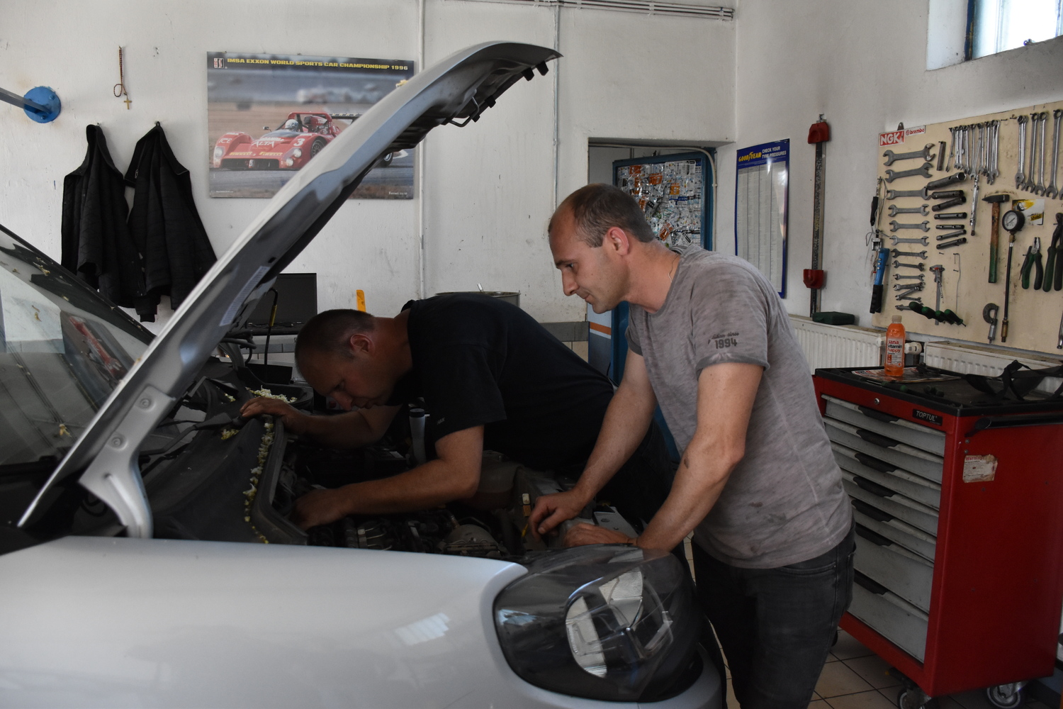 AUTOCENTAR BUZOVEC BRANKO BOJ