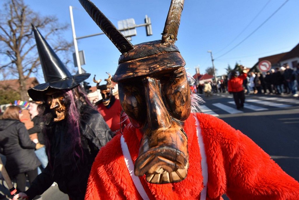 nedeliscefasnik0013734553