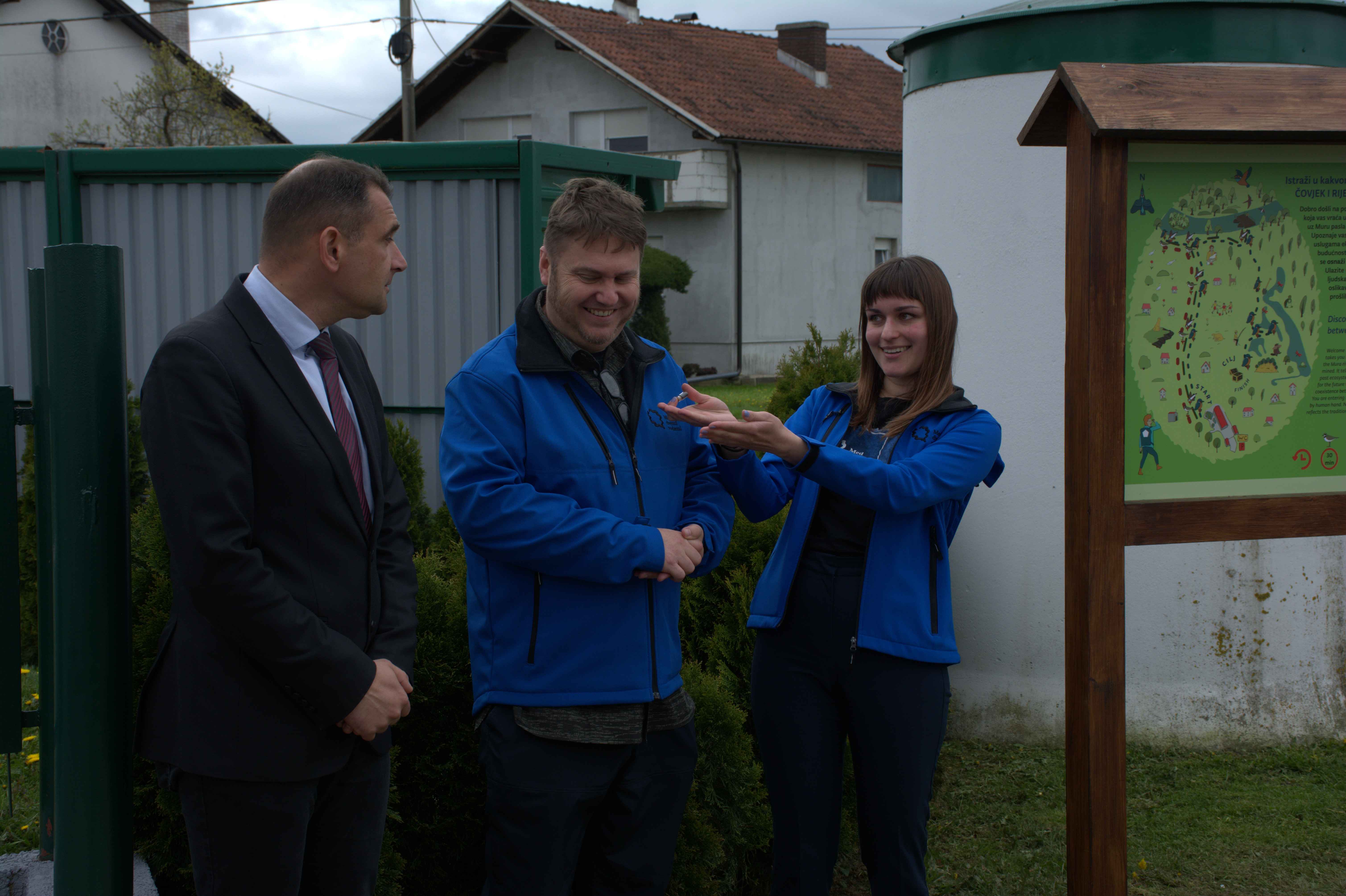 KRIŽOVEC Vrijeme je poslužilo i službeno je otvorena nova poučna staza “Čovjek i rijeka” KRIŽOVEC Vrijeme je poslužilo i službeno je otvorena nova poučna staza “Čovjek i rijeka”