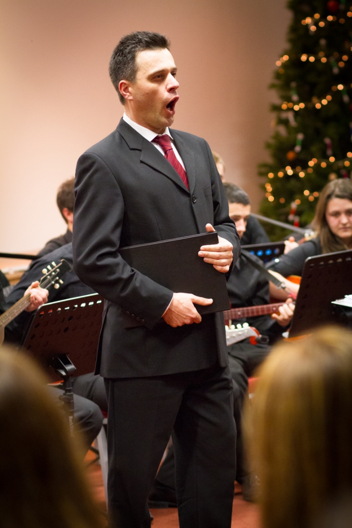 humantiranikoncert28398674