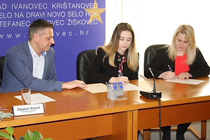 GRAD ČAKOVEC Potpisani ugovori o stipendiranju studenata