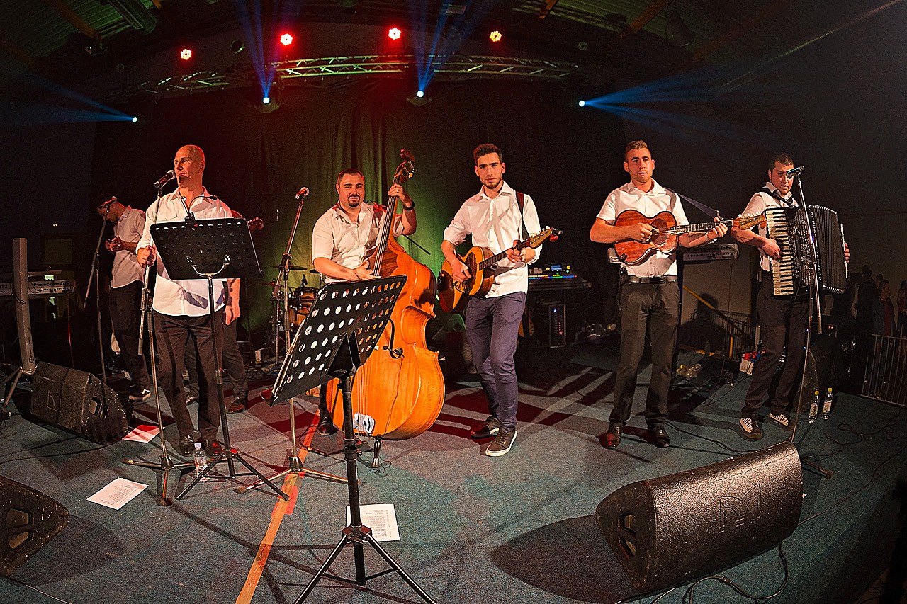 Haris Džinović raspjevao brojnu publiku na Mesapu u Nedelišću