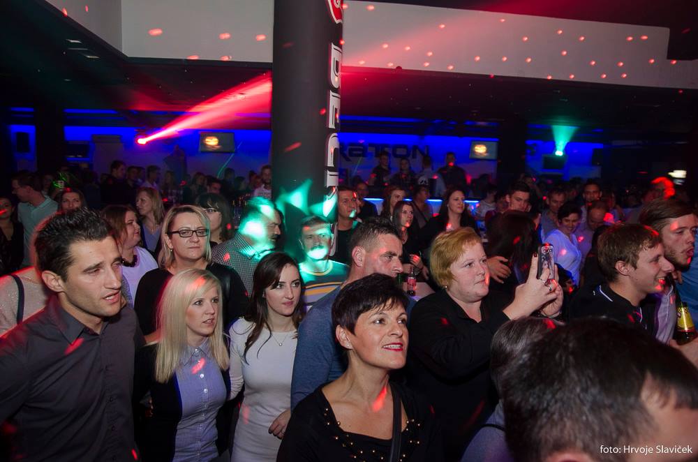 1475331012165676284178301861944