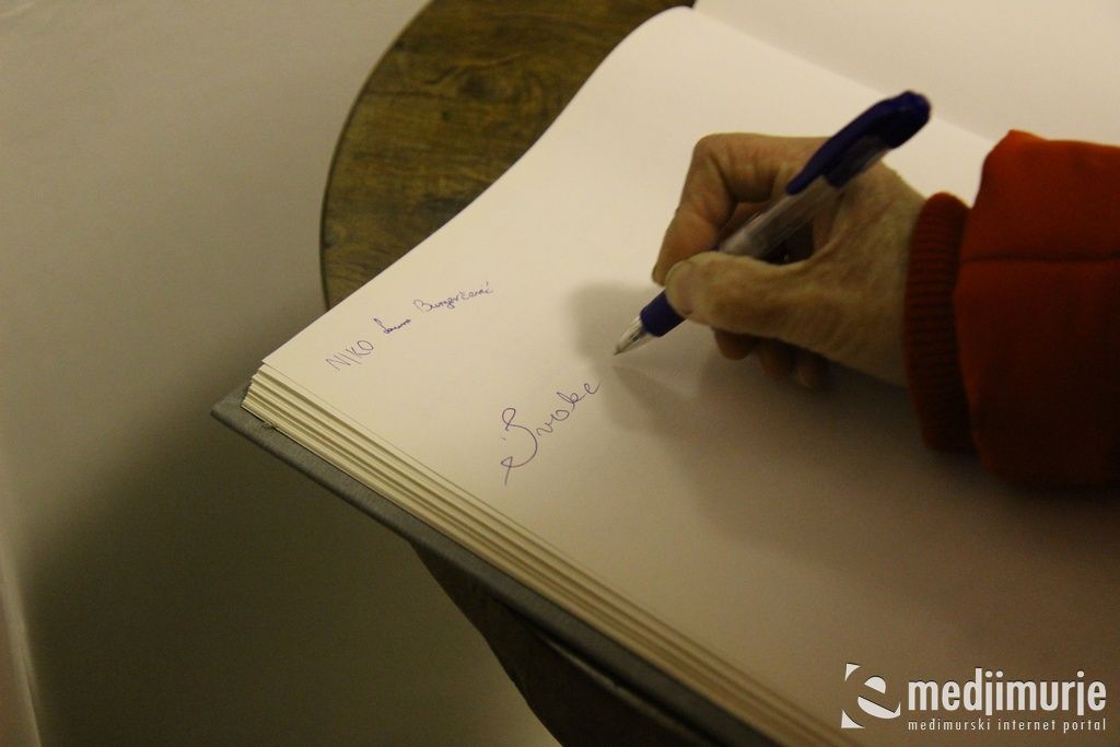 nocmuzejacakovec0079188625