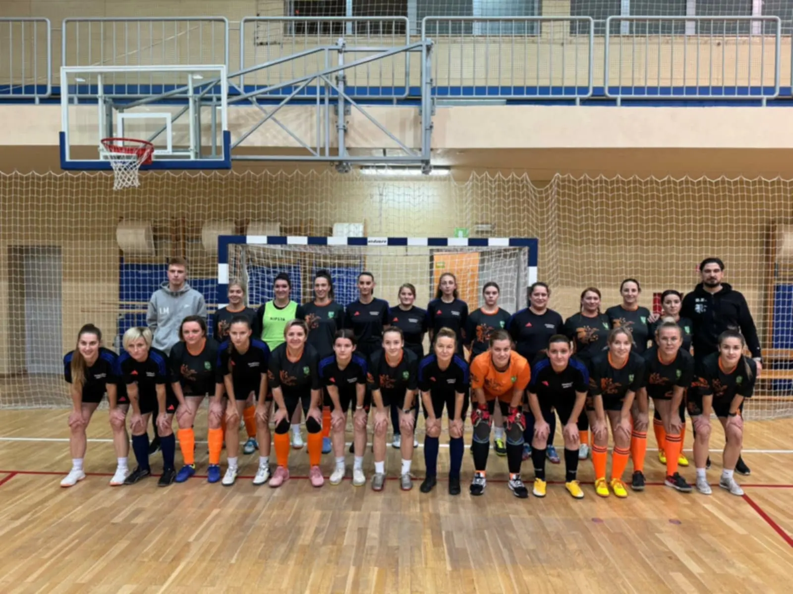 54989986-a7ef-4060-baf7-54c037567c66 54989986-a7ef-4060-baf7-54c037567c66