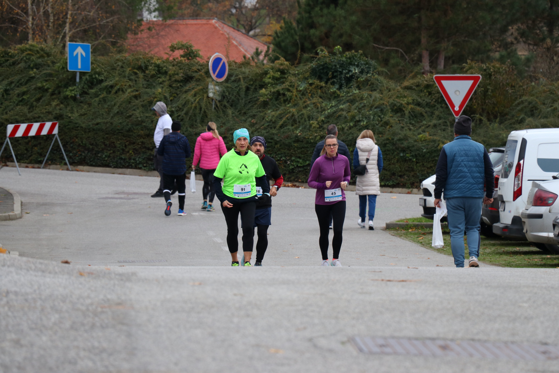 FOTO Trkači su u humanitarnom duhu trčali za udomljenu djecu u Svetom Martinu na Muri