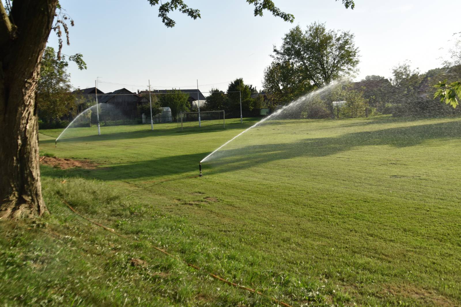 Navodnjavanje i zamjena reflektora na nogometnim terenima NK-a Dubravčan